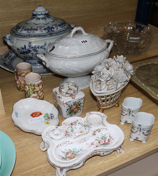 A Paris porcelain ink stand and sundry assorted ceramics